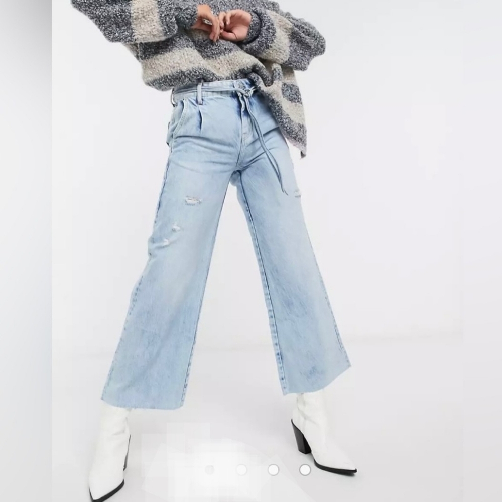 Free People Kinsey Jeans Light Wash Distressed Wide Leg Crop